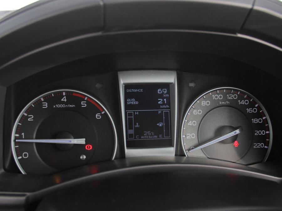  Isuzu KB 300 Extended Cab 2013 года  (фото 8 из 12)